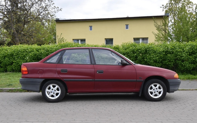 Opel Astra cena 2000 przebieg: 231500, rok produkcji 1993 z Bydgoszcz małe 92